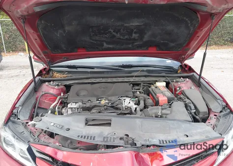 2018 Toyota Camry Le from USA, damaged, VIN 4T1B11HK8JU612664